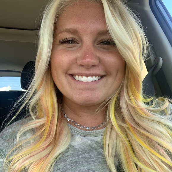 Meet your Posher, Rachael - Picture 1 of 1